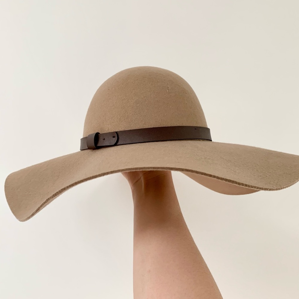 H&M wool floppy hat with imitation leather band